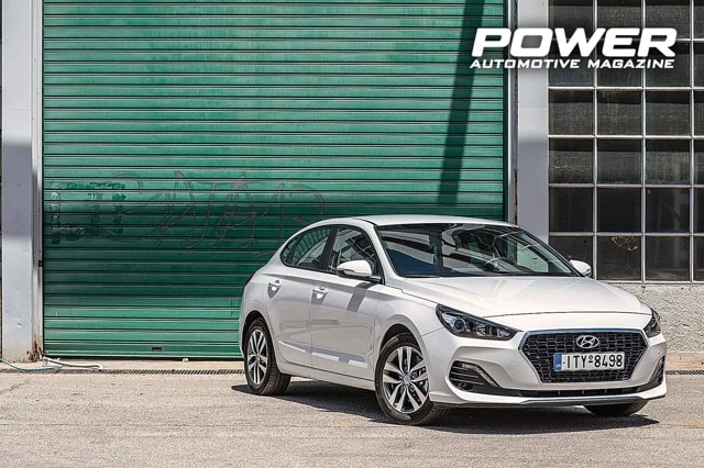 Hyundai i30 Fastback 1.0T-GDI 120PS